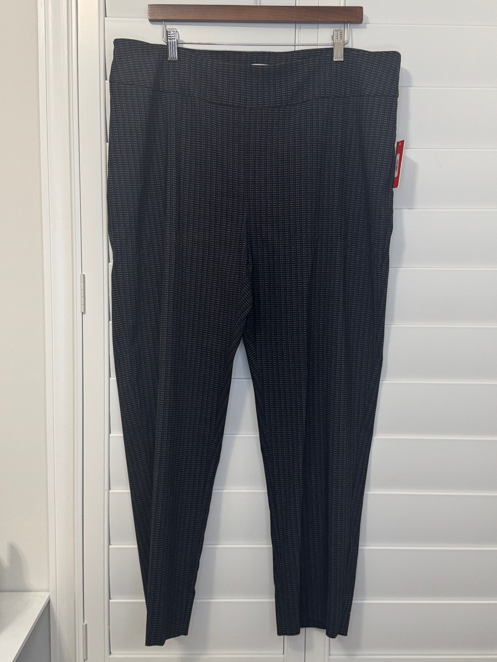 NWT Molly & Isadora printed cropped pants size 18W
